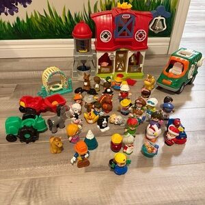 Fisher-Price Little People Farm Set w/ Barn, Tractor, Truck & Tons of Figures